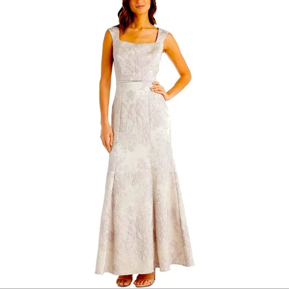 Women’s Formal Dress Size 6, 8 R&M Richards Champagne Beaded Waist Evening Gown - Picture 10 of 14